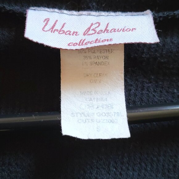 URBAN BEHAVIOR COLLECTION Vintage Women's Black Skull & Crossbones Hoodie Small - Picture 5 of 5
